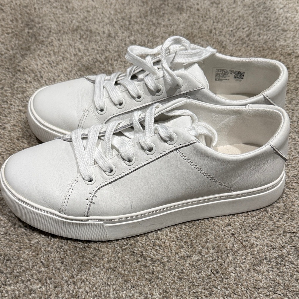 Toms Women's White Sneakers